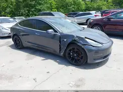 5YJ3E1EB0JF185295 2018 TESLA MODEL 3