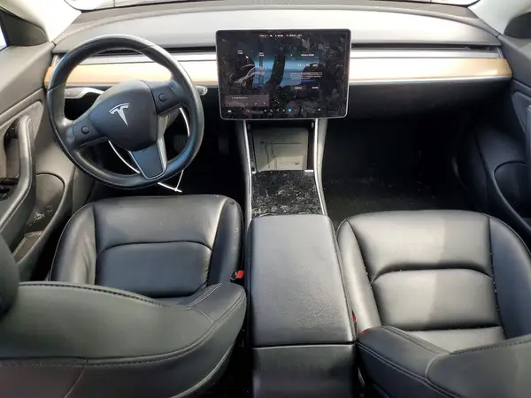 5YJ3E1EB0JF185667 2018 TESLA MODEL 3 - Image 8