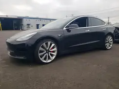5YJ3E1EB0JF187659 2018 TESLA MODEL 3