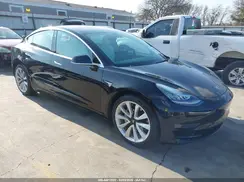 5YJ3E1EB0JF188276 2018 TESLA MODEL 3