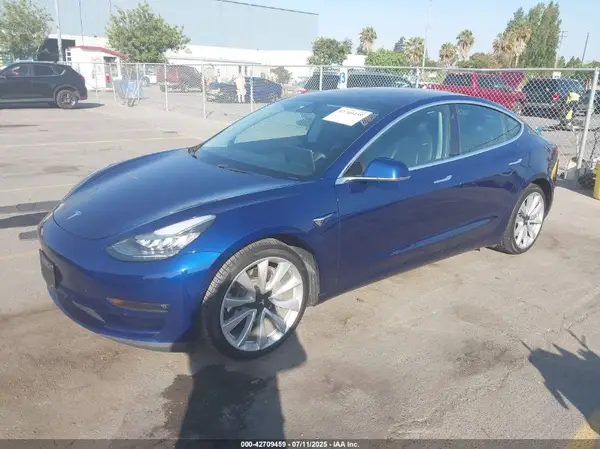 5YJ3E1EB0KF187386 2019 TESLA MODEL 3 - Image 2