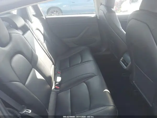 5YJ3E1EB0KF187386 2019 TESLA MODEL 3 - Image 8