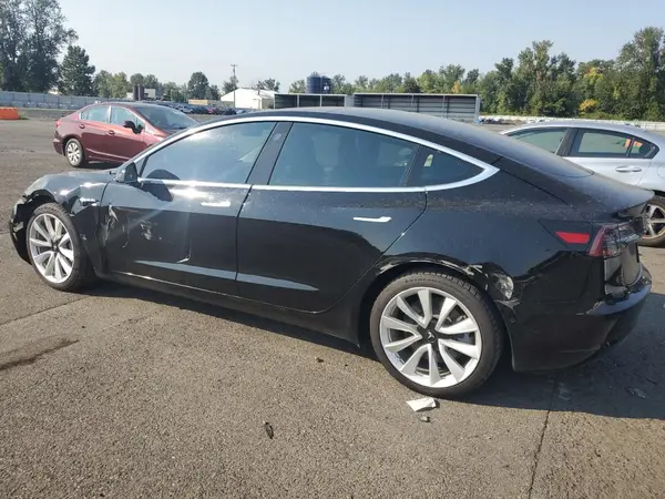 5YJ3E1EB0KF194399 2019 TESLA MODEL 3 - Image 2