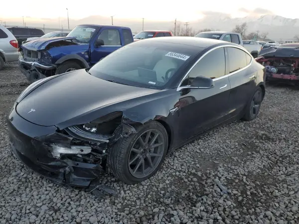 5YJ3E1EB0KF194838 2019 TESLA MODEL 3 - Image 1