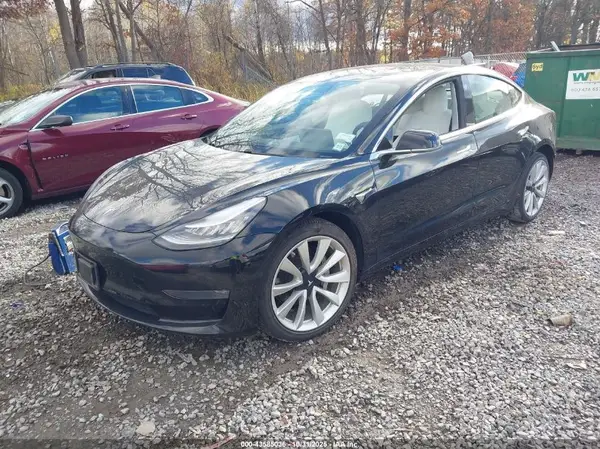 5YJ3E1EB0KF195374 2019 TESLA MODEL 3 - Image 2