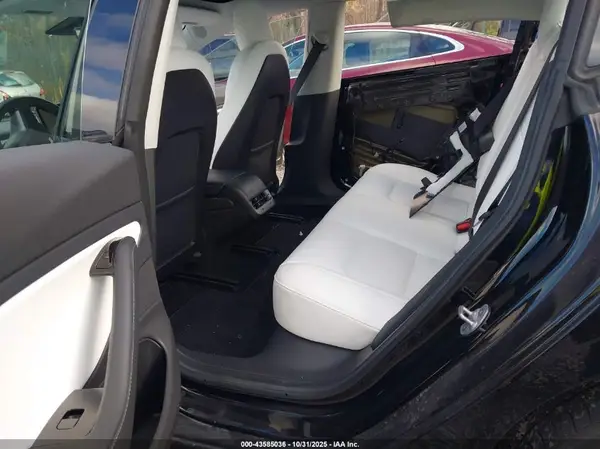 5YJ3E1EB0KF195374 2019 TESLA MODEL 3 - Image 8