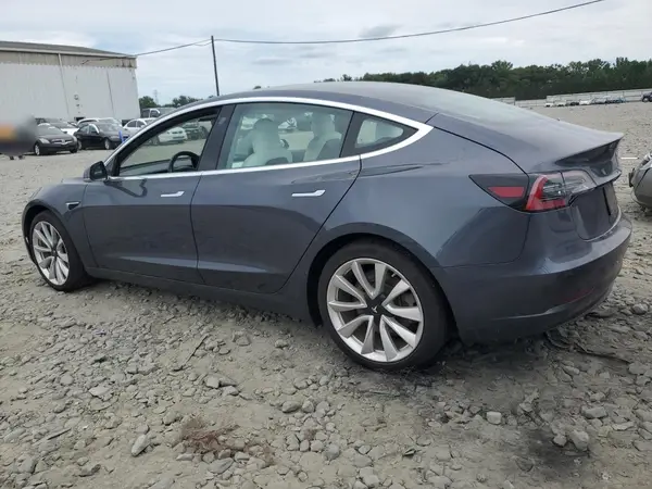 5YJ3E1EB0KF195620 2019 TESLA MODEL 3 - Image 2
