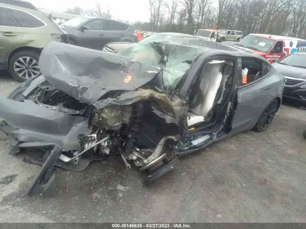 5YJ3E1EB0KF195763 2019 TESLA MODEL 3 - Image 2