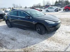 5YJ3E1EB0KF196993 2019 TESLA MODEL 3