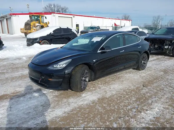 5YJ3E1EB0KF196993 2019 TESLA MODEL 3 - Image 2