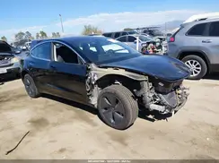5YJ3E1EB0KF209306 2019 TESLA MODEL 3