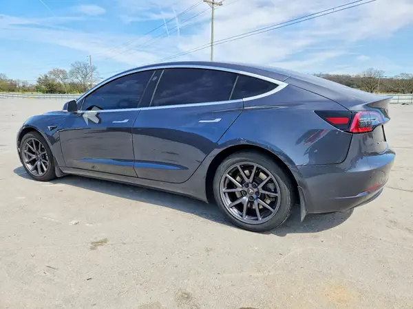 5YJ3E1EB0KF209581 2019 TESLA MODEL 3 - Image 2