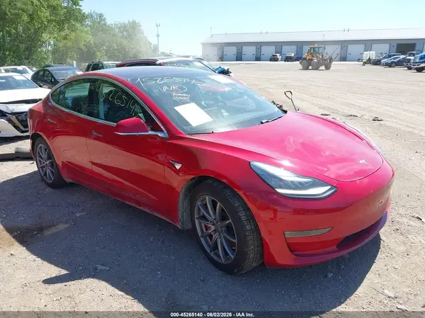 5YJ3E1EB0KF237669 2019 TESLA MODEL 3 - Image 1