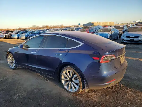 5YJ3E1EB0KF364910 2019 TESLA MODEL 3 - Image 2