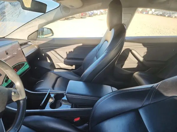 5YJ3E1EB0KF384493 2019 TESLA MODEL 3 - Image 8