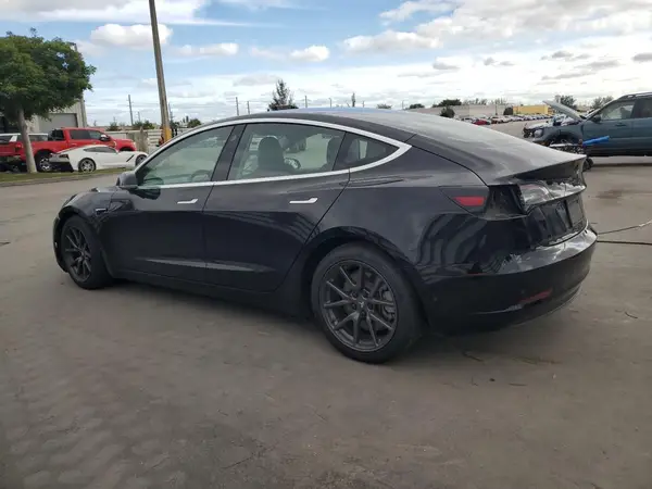 5YJ3E1EB0KF384784 2019 TESLA MODEL 3 - Image 2