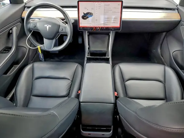 5YJ3E1EB0KF384784 2019 TESLA MODEL 3 - Image 8