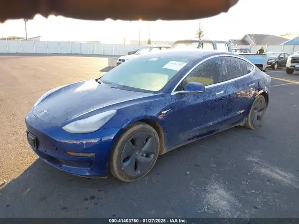 5YJ3E1EB0KF387877 2019 TESLA MODEL 3 - Image 2