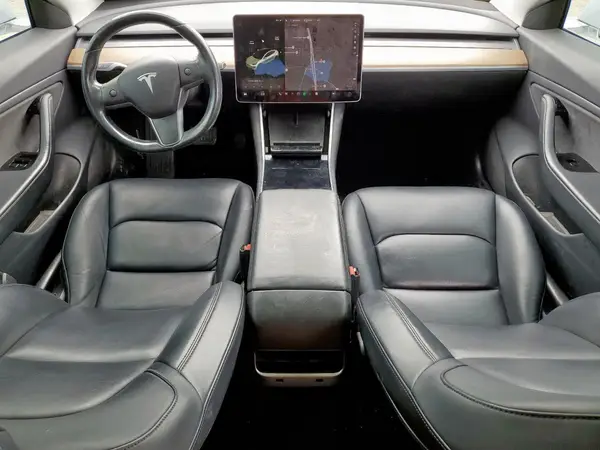 5YJ3E1EB0KF388334 2019 TESLA MODEL 3 - Image 8