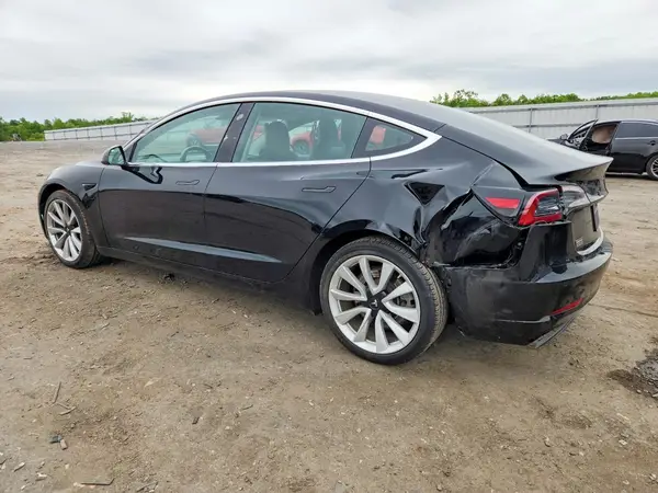 5YJ3E1EB0KF388575 2019 TESLA MODEL 3 - Image 2