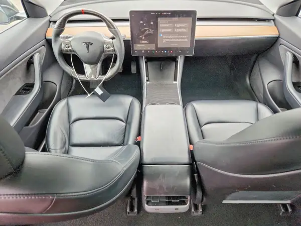 5YJ3E1EB0KF388575 2019 TESLA MODEL 3 - Image 8