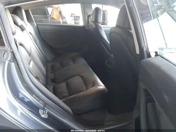 5YJ3E1EB0KF389225 2019 TESLA MODEL 3 - Image 8