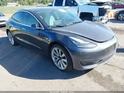 5YJ3E1EB0KF391640 2019 TESLA MODEL 3