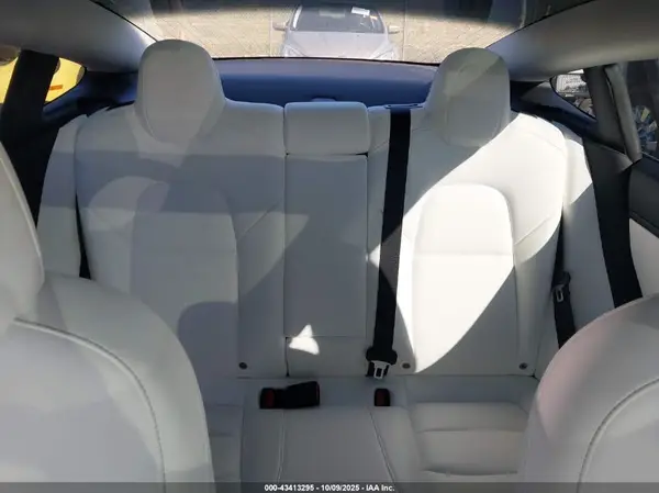 5YJ3E1EB0KF391640 2019 TESLA MODEL 3 - Image 8