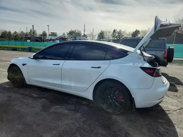 5YJ3E1EB0KF392576 2019 TESLA MODEL 3 - Image 2