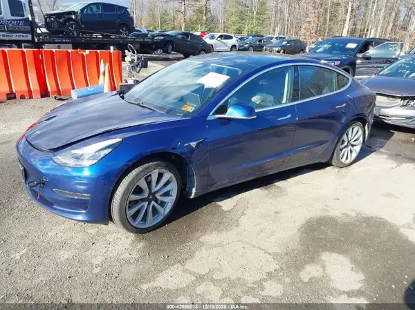 5YJ3E1EB0KF408596 2019 TESLA MODEL 3 - Image 2