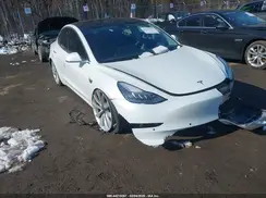 5YJ3E1EB0KF413684 2019 TESLA MODEL 3