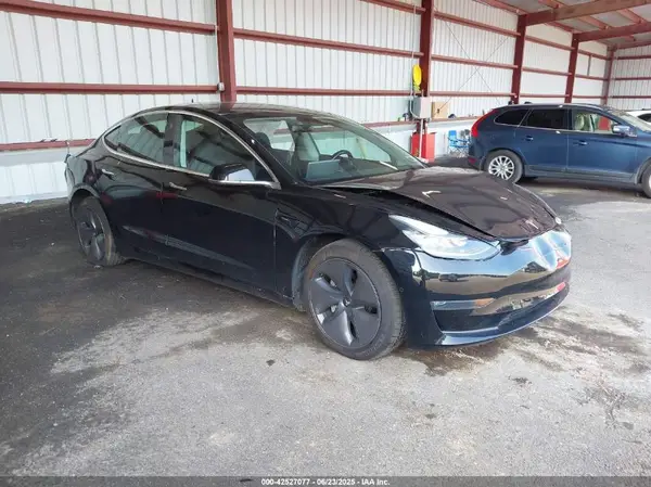 5YJ3E1EB0KF414737 2019 TESLA MODEL 3 - Image 1