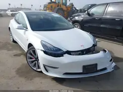 5YJ3E1EB0KF422014 2019 TESLA MODEL 3