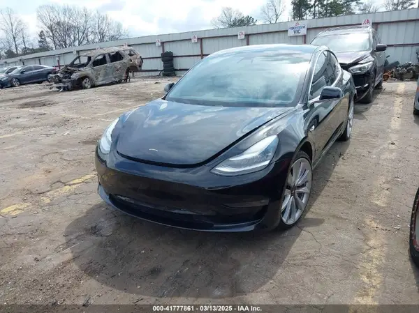 5YJ3E1EB0KF422093 2019 TESLA MODEL 3 - Image 2