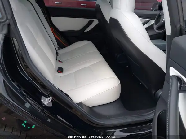 5YJ3E1EB0KF422093 2019 TESLA MODEL 3 - Image 8