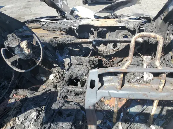 5YJ3E1EB0KF427861 2019 TESLA MODEL 3 - Image 8