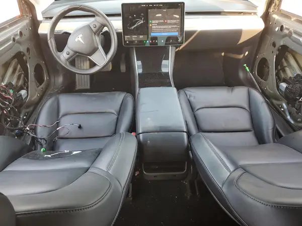 5YJ3E1EB0KF432798 2019 TESLA MODEL 3 - Image 8