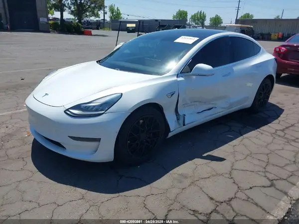 5YJ3E1EB0KF433398 2019 TESLA MODEL 3 - Image 2