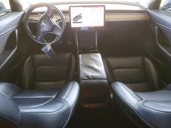 5YJ3E1EB0KF433787 2019 TESLA MODEL 3 - Image 8
