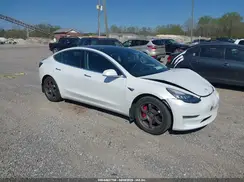 5YJ3E1EB0KF438696 2019 TESLA MODEL 3