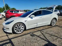 5YJ3E1EB0KF454106 2019 TESLA MODEL 3