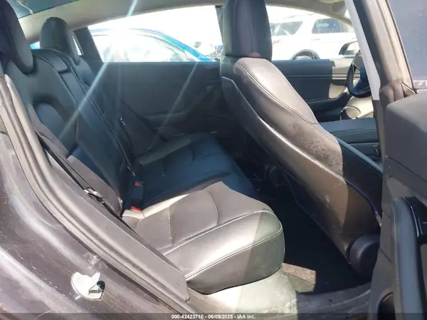 5YJ3E1EB0KF469298 2019 TESLA MODEL 3 - Image 8