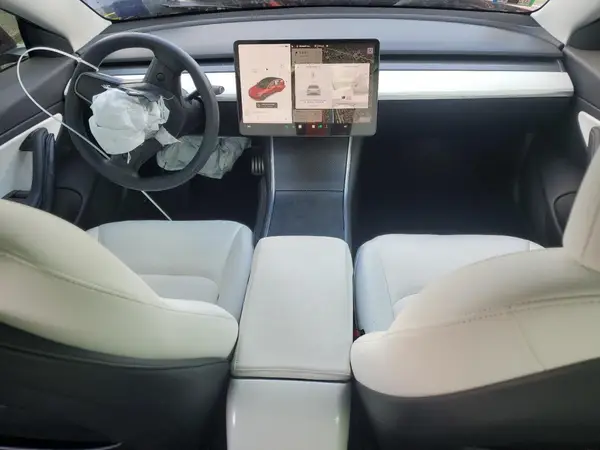 5YJ3E1EB0KF474551 2019 TESLA MODEL 3 - Image 8