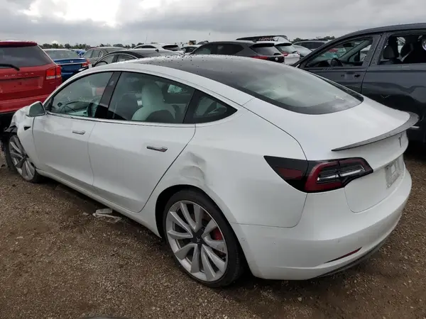 5YJ3E1EB0KF487333 2019 TESLA MODEL 3 - Image 2