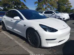 5YJ3E1EB0KF493326 2019 TESLA MODEL 3