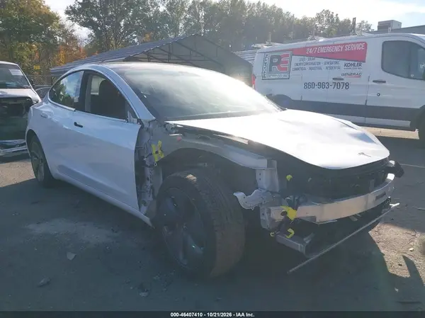 5YJ3E1EB0KF493469 2019 TESLA MODEL 3 - Image 1