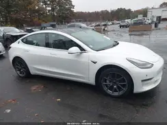 5YJ3E1EB0KF493830 2019 TESLA MODEL 3