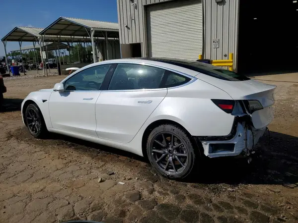 5YJ3E1EB0KF493875 2019 TESLA MODEL 3 - Image 2
