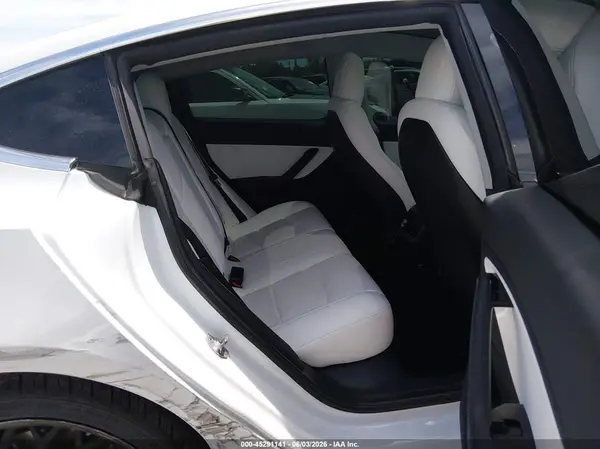 5YJ3E1EB0KF494640 2019 TESLA MODEL 3 - Image 8