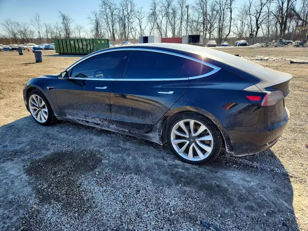 5YJ3E1EB0KF497344 2019 TESLA MODEL 3 - Image 2